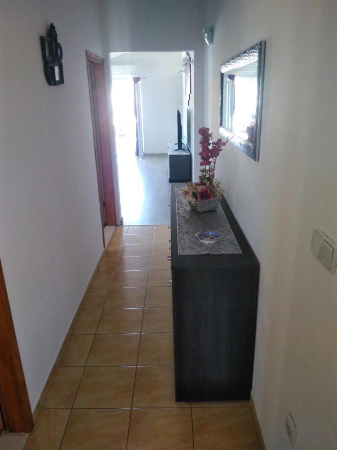 Apartments Mara Seget Vranjica Exterior photo
