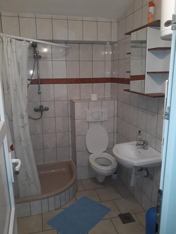 Apartments Mara Seget Vranjica Exterior photo