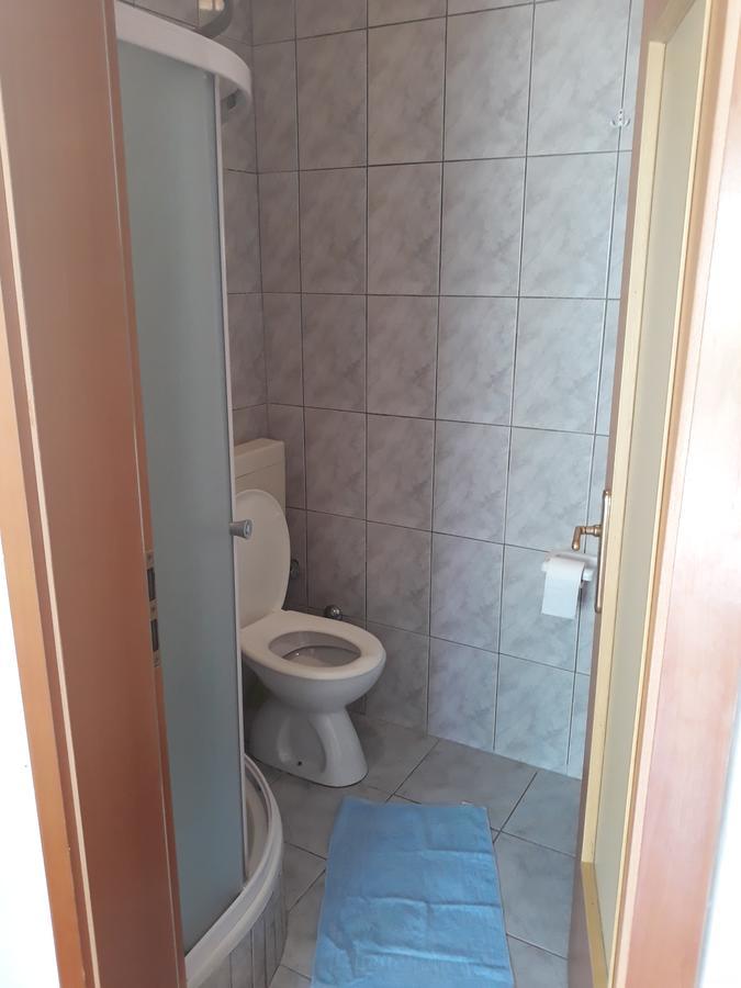Apartments Mara Seget Vranjica Exterior photo